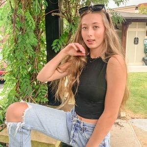 Meet your Posher, Riley